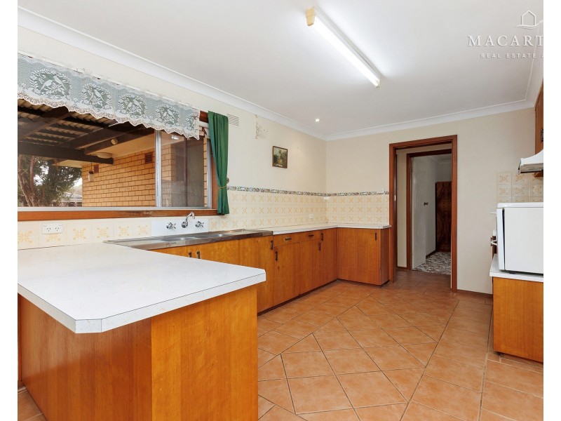 23 Coyne Street, Mount Austin NSW 2650