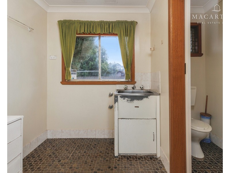 23 Coyne Street, Mount Austin NSW 2650