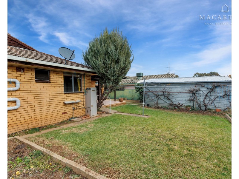 23 Coyne Street, Mount Austin NSW 2650