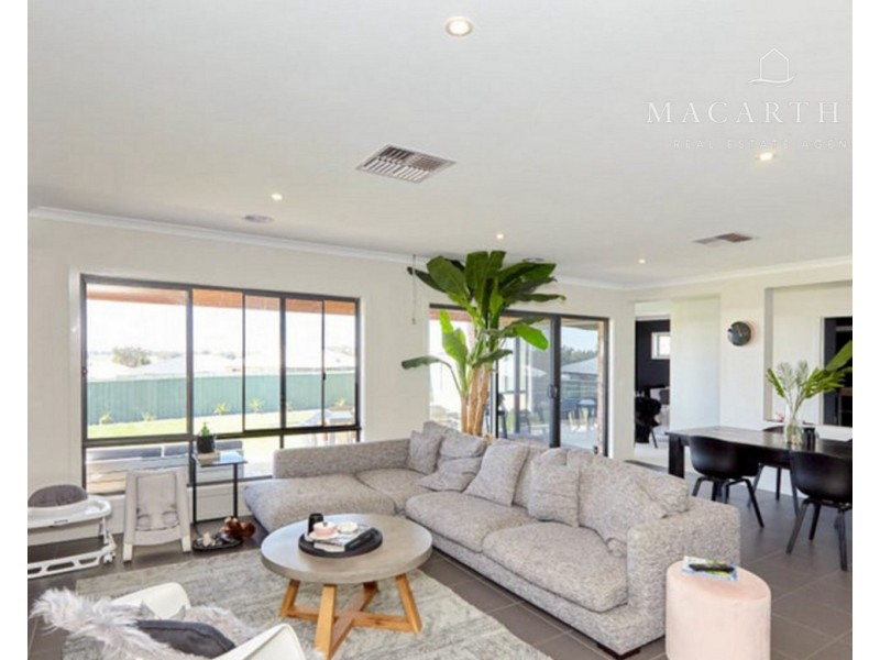 7 Wollemi Street, Forest Hill NSW 2651