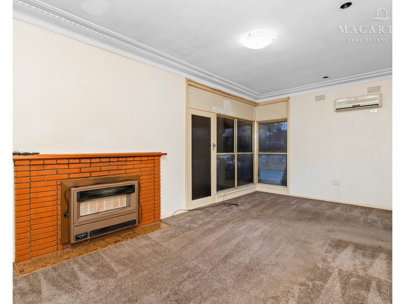 1 Marama Parade, Mount Austin NSW 2650