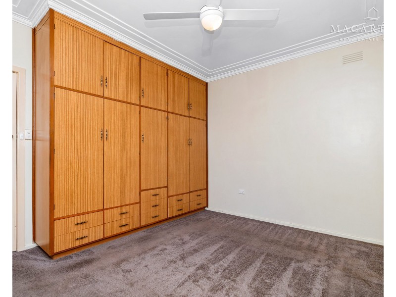 1 Marama Parade, Mount Austin NSW 2650