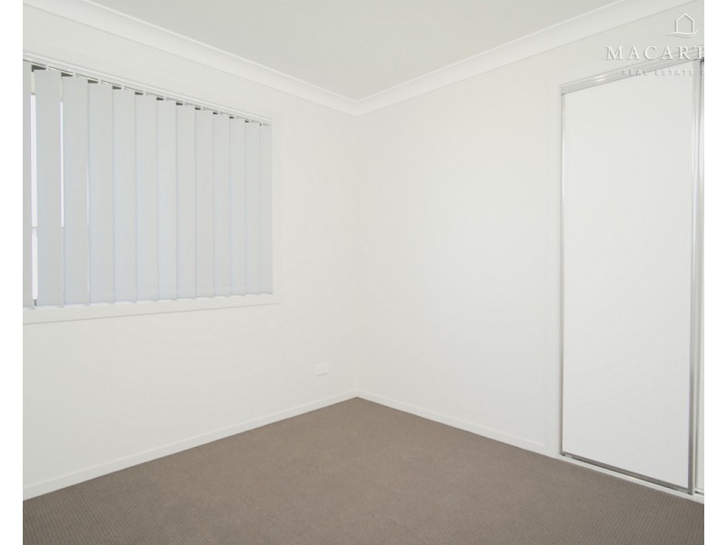 2/57 Coppabella Drive, Gobbagombalin NSW 2650