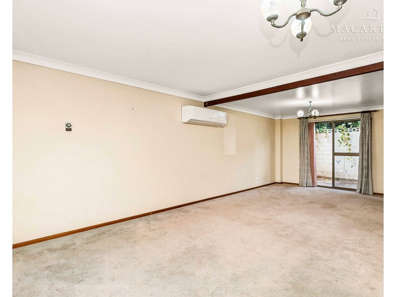 13 Amsterdam Crescent, Tolland NSW 2650