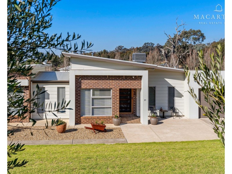 21 Kunzea Place, Springvale NSW 2650