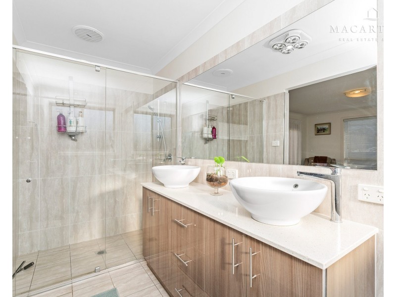 21 Kunzea Place, Springvale NSW 2650