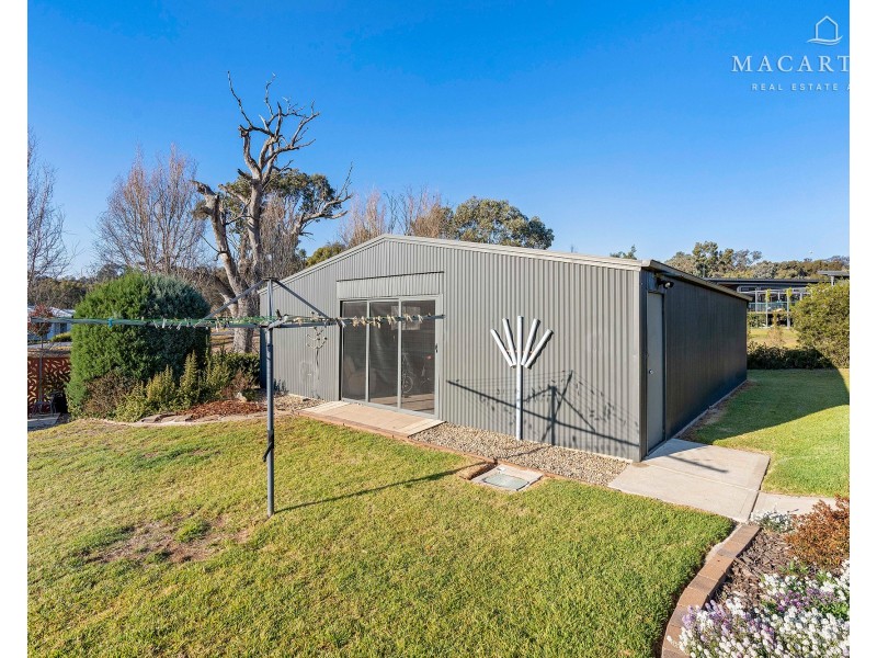 21 Kunzea Place, Springvale NSW 2650
