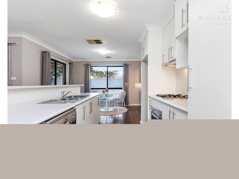 2 Barrima Drive, Glenfield Park NSW 2650
