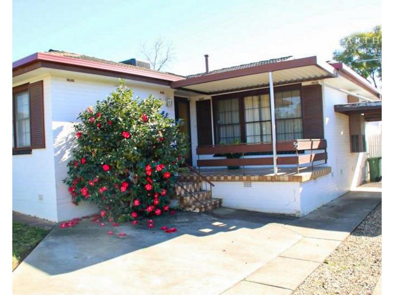 5 Willow Street, Kooringal NSW 2650