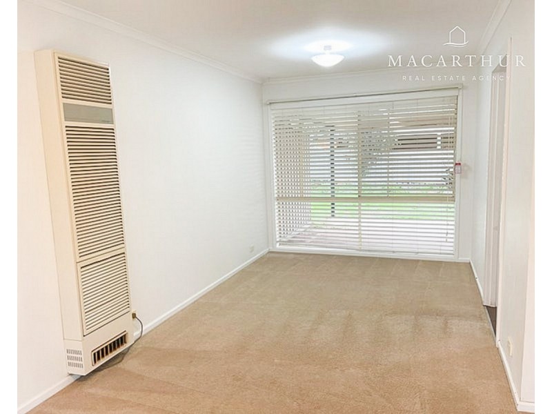 12 Cooba Place, Estella NSW 2650