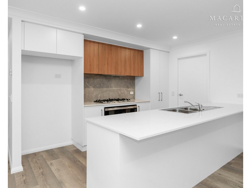 7 Lacebark Drive, Forest Hill NSW 2651