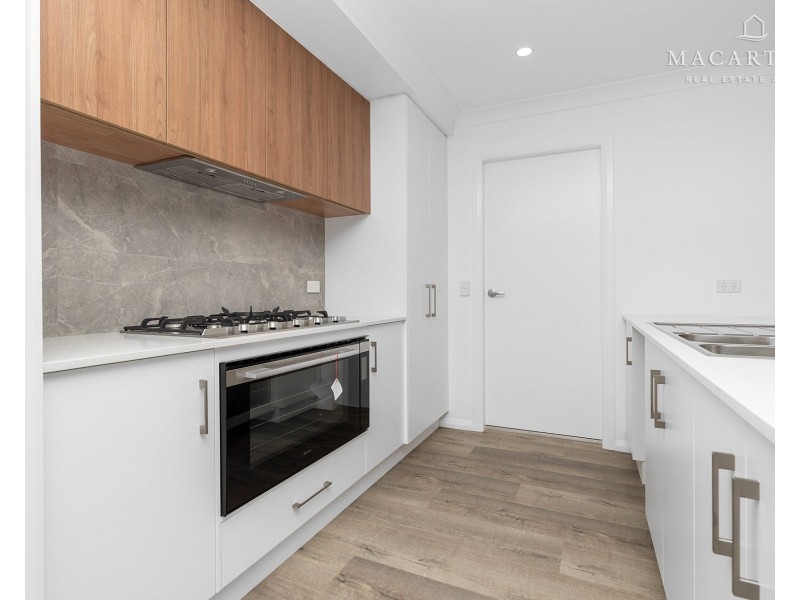 7 Lacebark Drive, Forest Hill NSW 2651