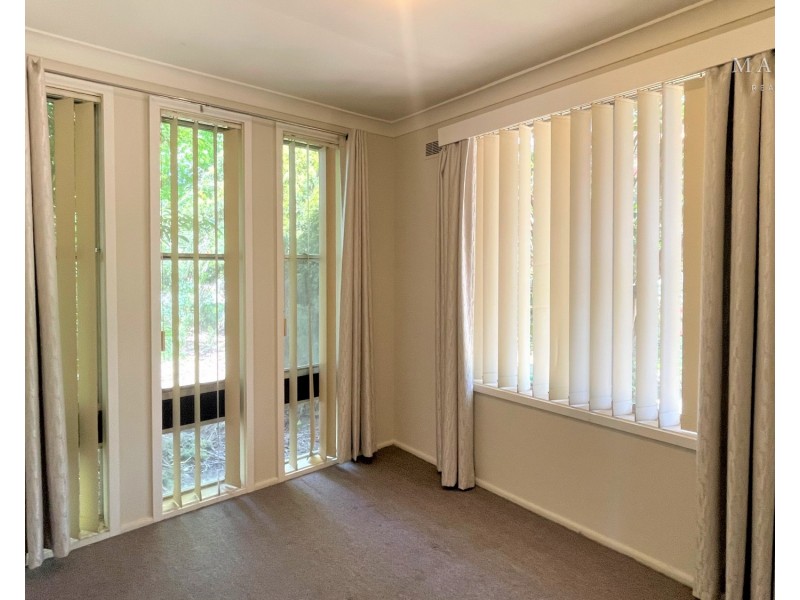 1/278 Bourke Street, Tolland NSW 2650