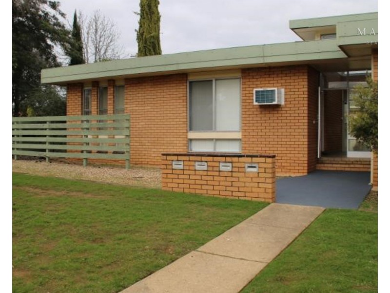 3/278 Bourke Street, Tolland NSW 2650