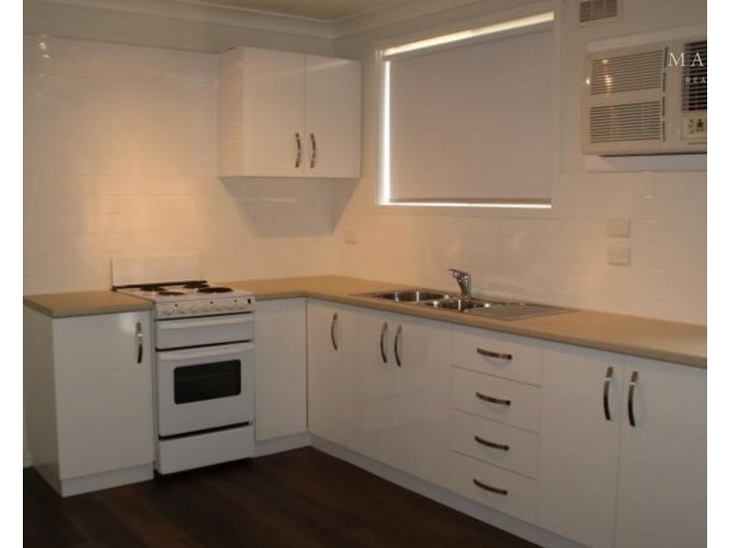 3/278 Bourke Street, Tolland NSW 2650