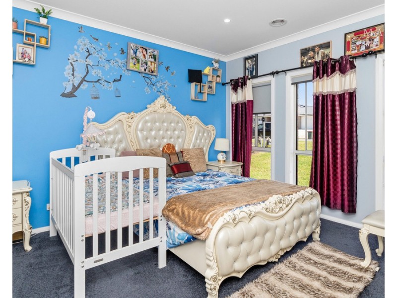 6 Jade Place, Estella NSW 2650