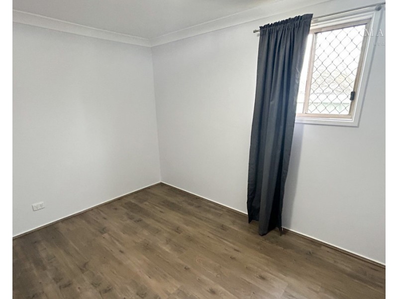 16 Toy Place, Tolland NSW 2650