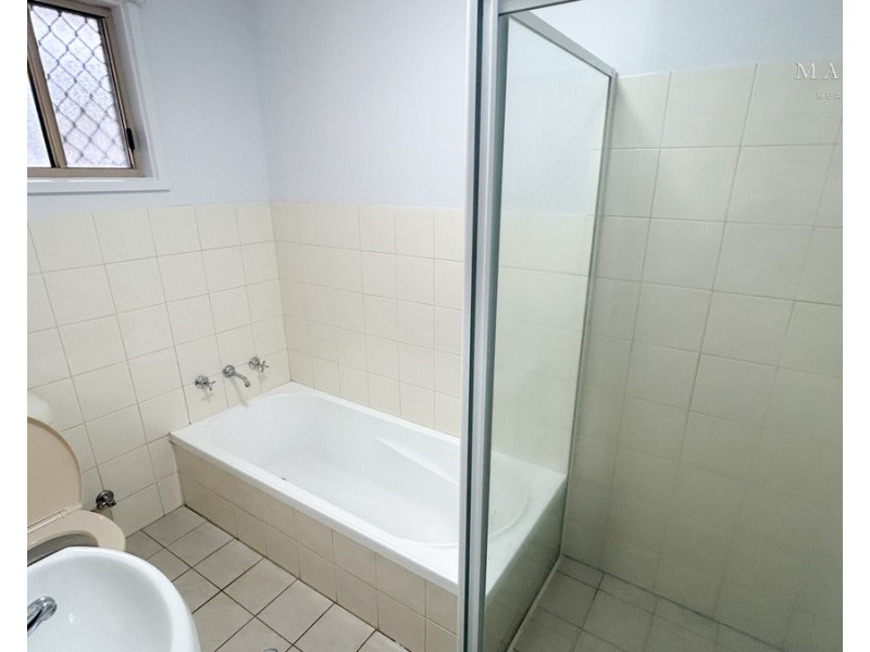 16 Toy Place, Tolland NSW 2650