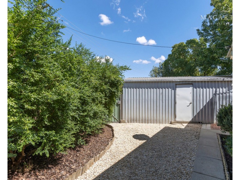 22 Barinya Street, Kooringal NSW 2650