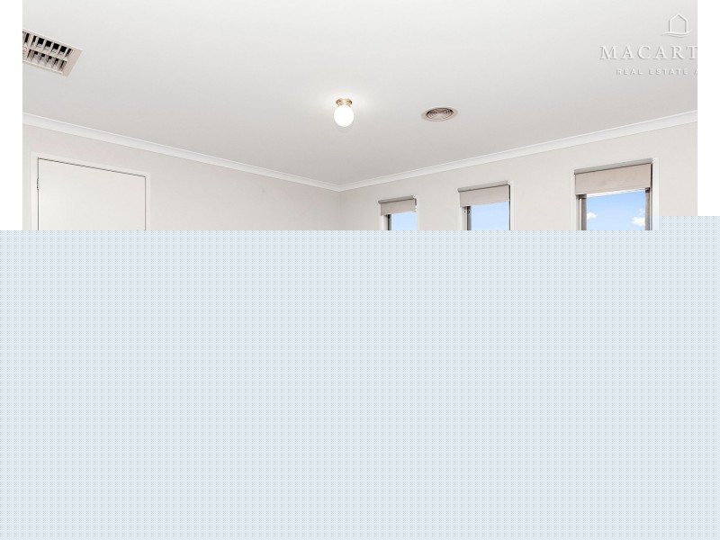 22 Tantoon Circuit, Forest Hill NSW 2651