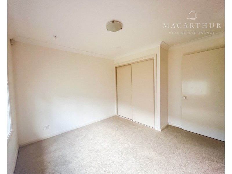 1/8 Protea Place, Forest Hill NSW 2651