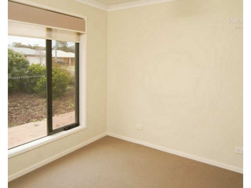 36 Bradman Drive, Boorooma NSW 2650