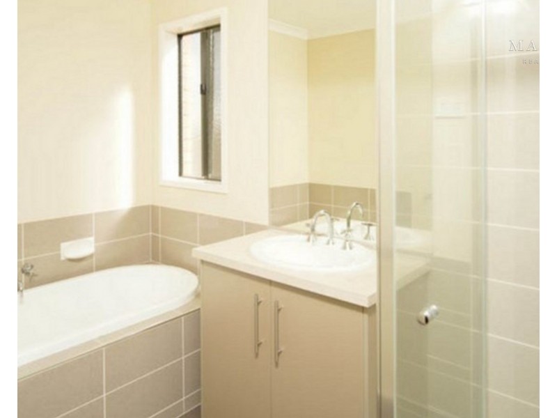 36 Bradman Drive, Boorooma NSW 2650