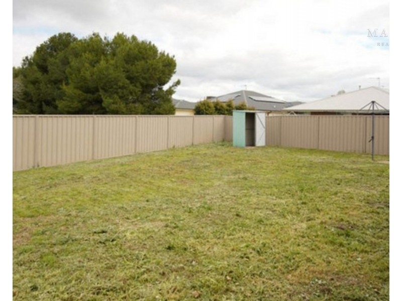 36 Bradman Drive, Boorooma NSW 2650