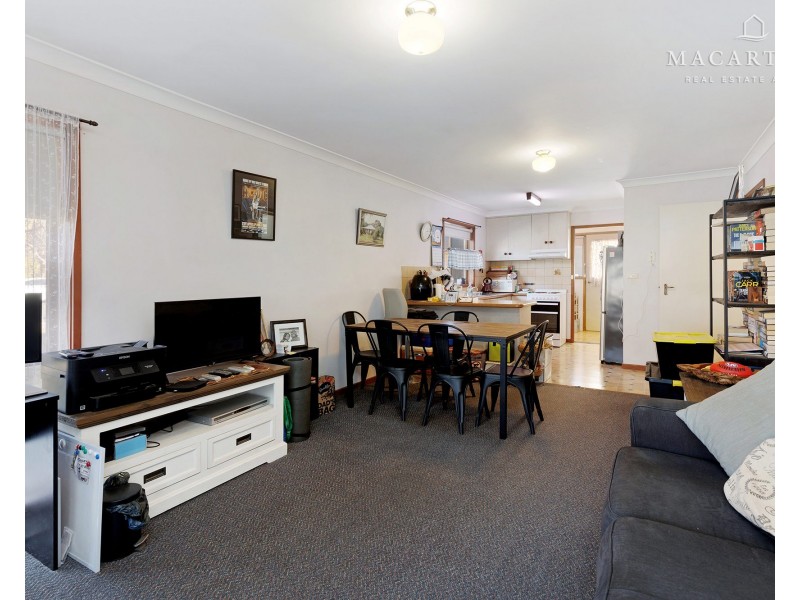 1/11 Wewak Street, Ashmont NSW 2650