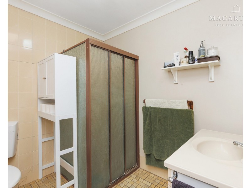 1/11 Wewak Street, Ashmont NSW 2650