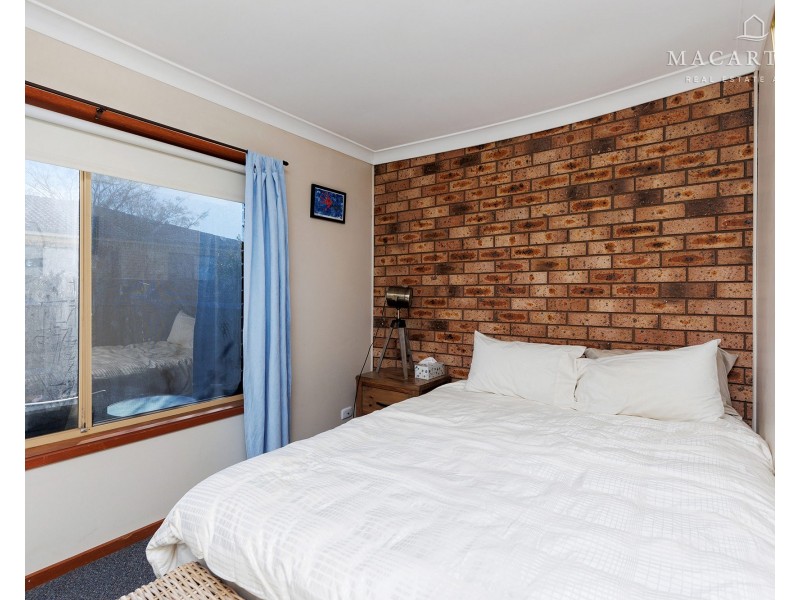 1/11 Wewak Street, Ashmont NSW 2650
