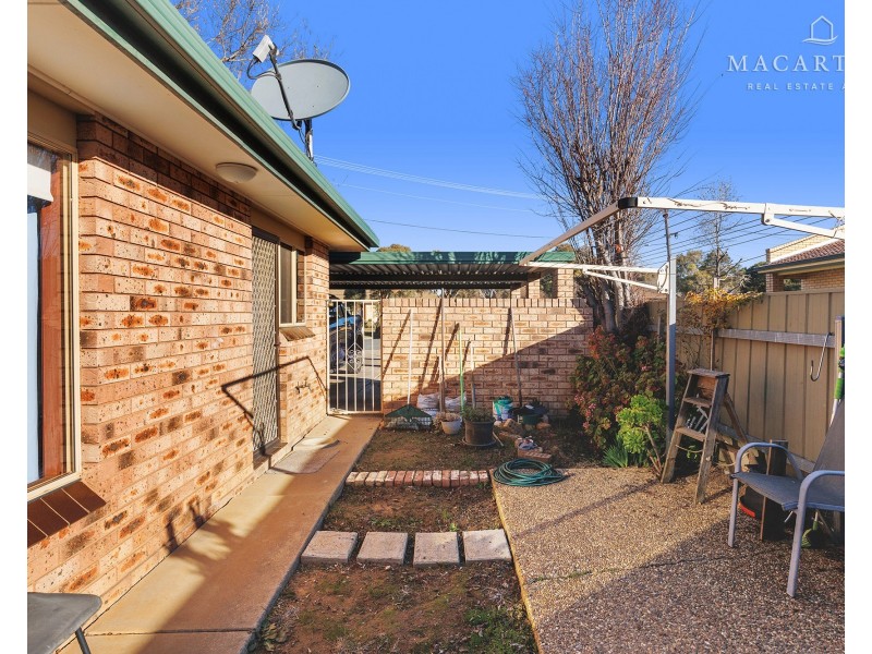 1/11 Wewak Street, Ashmont NSW 2650