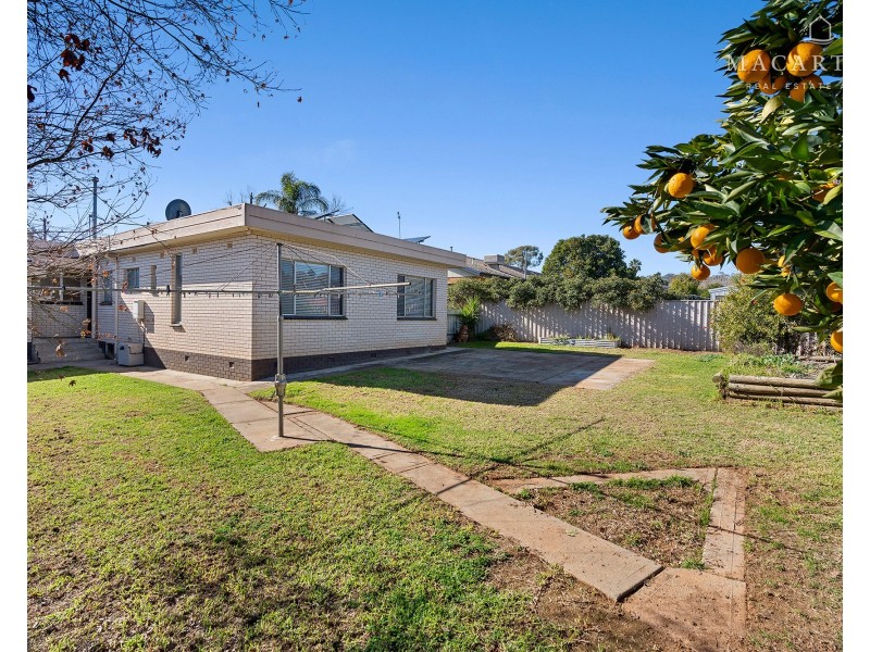 36 Walteela Avenue, Mount Austin NSW 2650