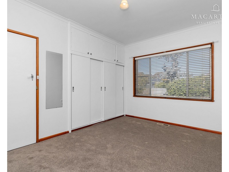 36 Walteela Avenue, Mount Austin NSW 2650