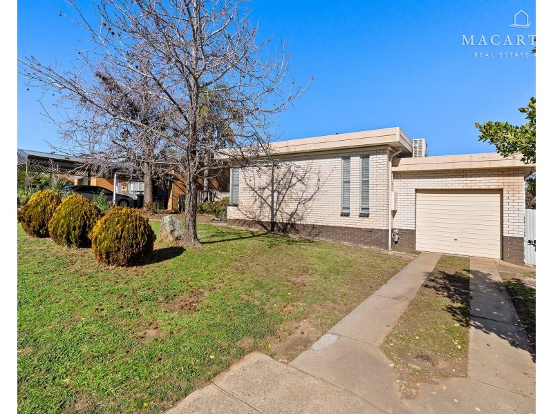 36 Walteela Avenue, Mount Austin NSW 2650