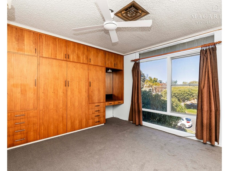 5 Acacia Street, Kooringal NSW 2650