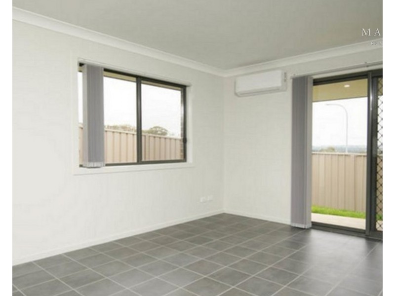 2/8 Gasnier Loop, Boorooma NSW 2650