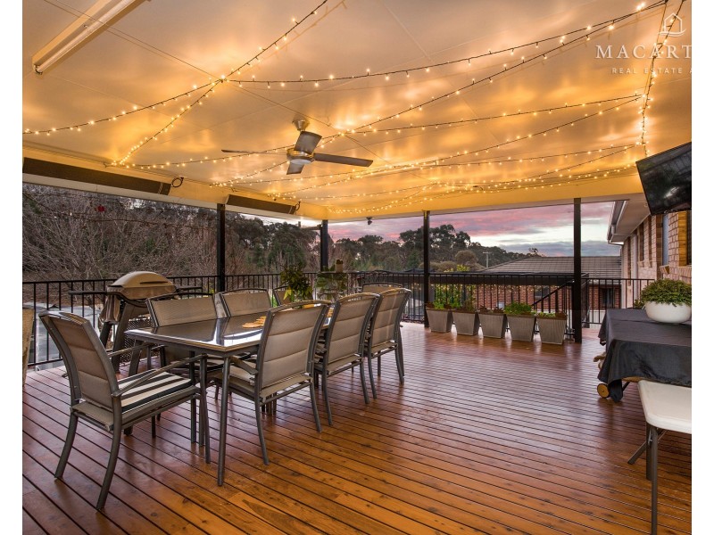 118 Kaloona Drive, Bourkelands NSW 2650
