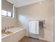 118 Kaloona Drive, Bourkelands NSW 2650