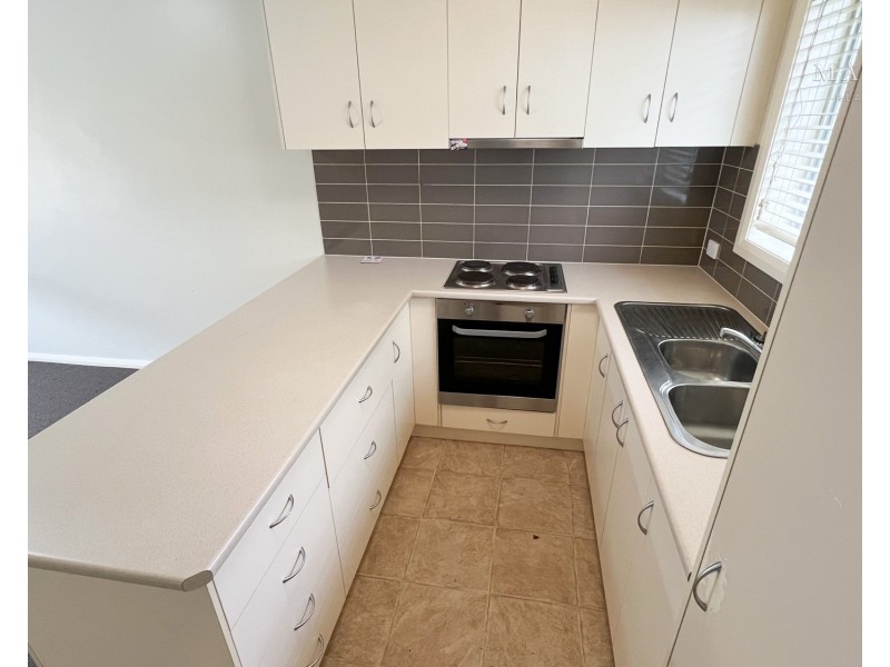 2/74 Best Street, Wagga Wagga NSW 2650