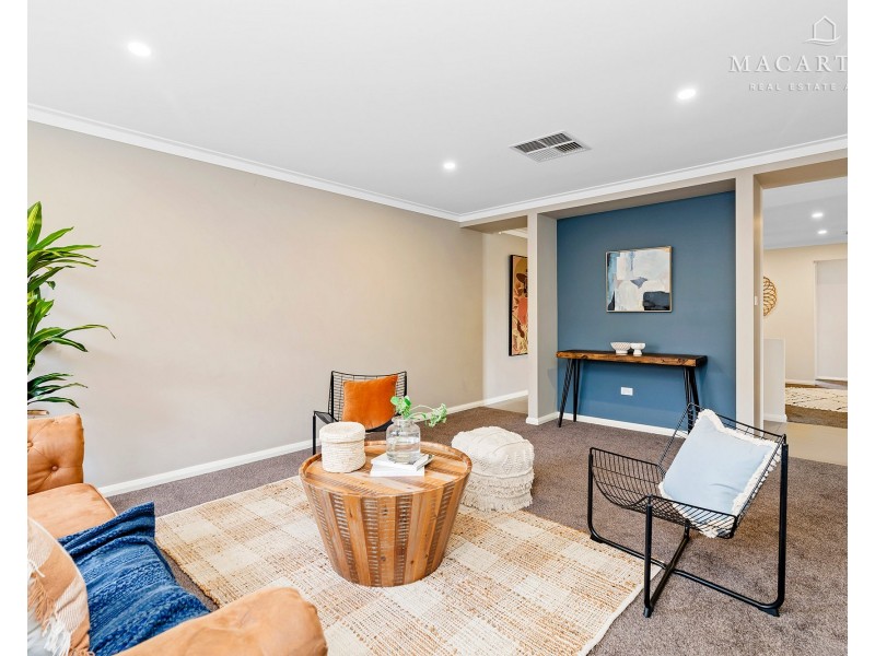 30 Mullagh Crescent, Boorooma NSW 2650