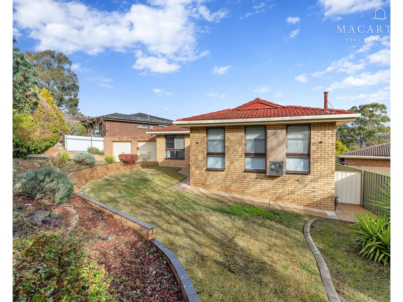 51 Churchill Avenue, Kooringal NSW 2650