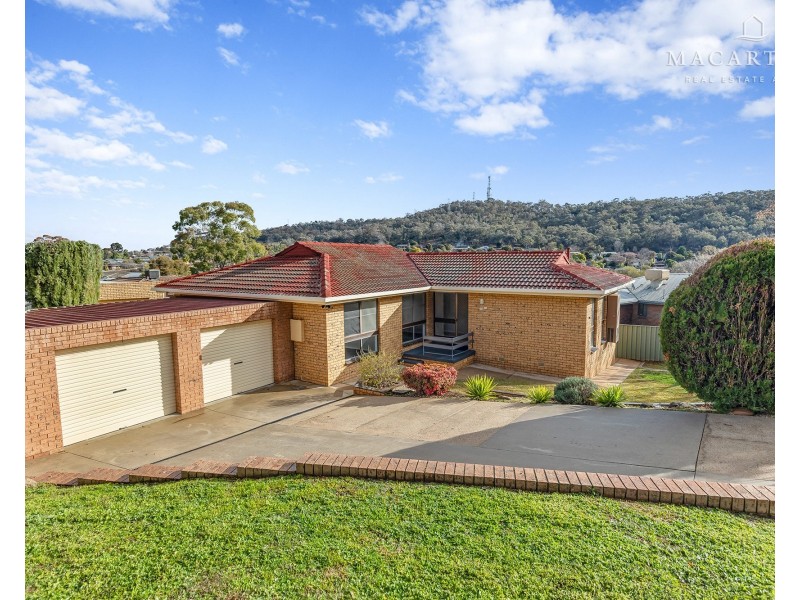 51 Churchill Avenue, Kooringal NSW 2650