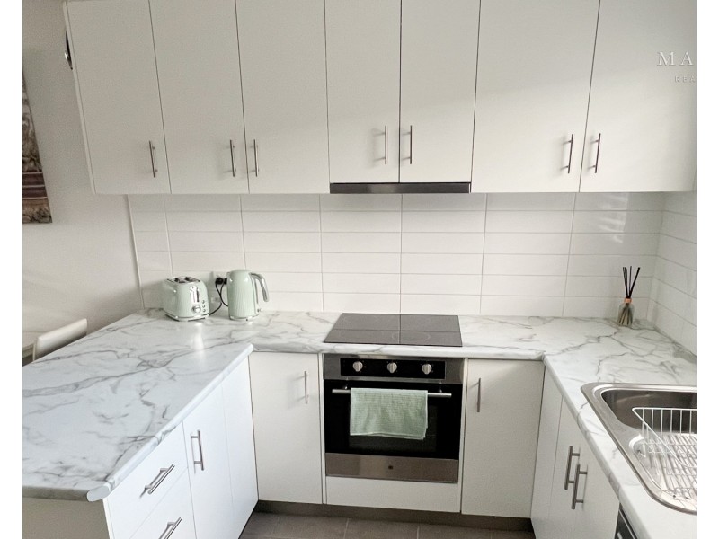 1/12 Higgins Avenue, Wagga Wagga NSW 2650