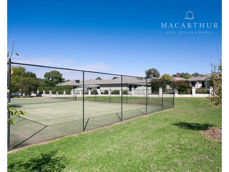 1/1 Mckeown Street, Estella NSW 2650
