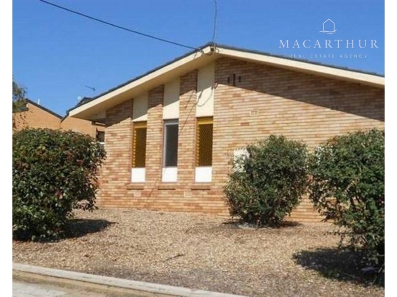 4/8 Nordlingen Drive, Tolland NSW 2650