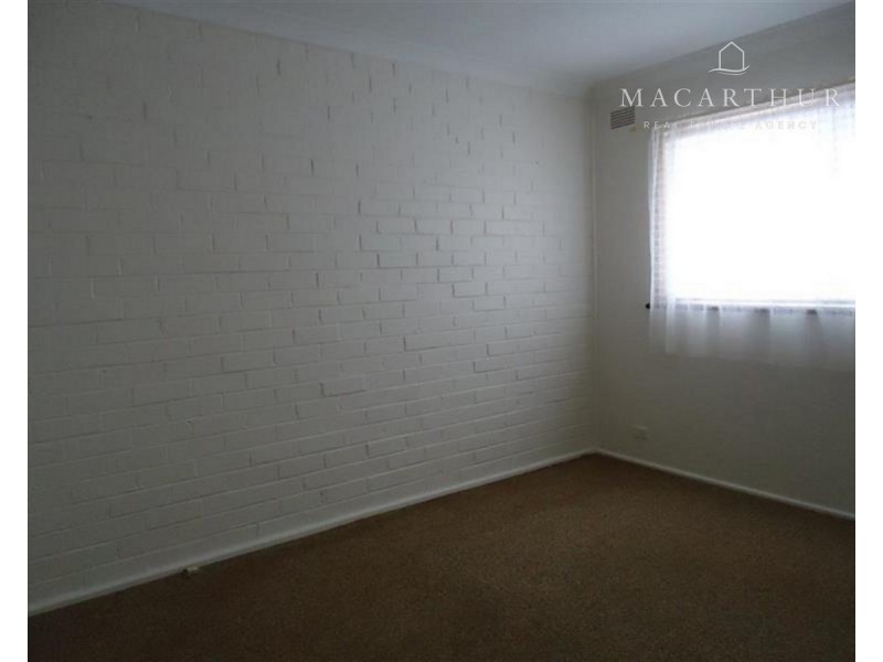 4/8 Nordlingen Drive, Tolland NSW 2650