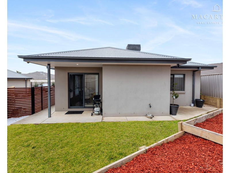 1/11 Birri Place, Glenfield Park NSW 2650