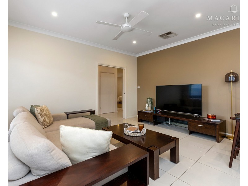 1/11 Birri Place, Glenfield Park NSW 2650