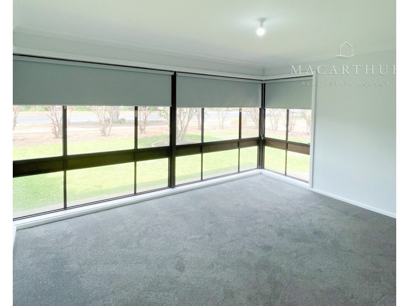 34 Main Street, Lake Albert NSW 2650